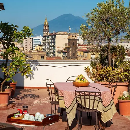 Penthouse Terrazza Vesuvio * Nápoly