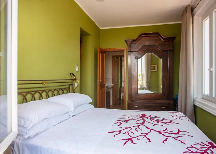 Apartment Penthouse Terrazza Vesuvio *